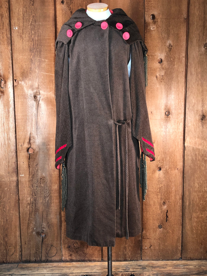 1920s House of Youth Brwn/Rd Cape Coat    S/M