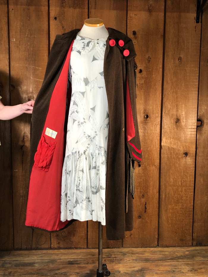 1920s House of Youth Brwn/Rd Cape Coat    S/M