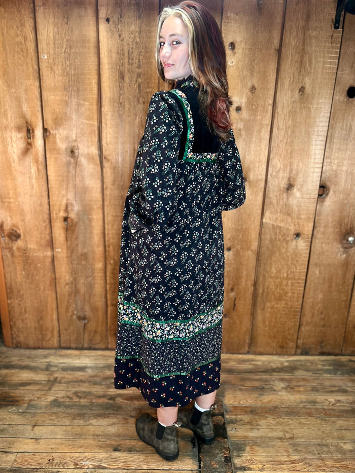 70s Gunne Sax Calico on Blk Midi Dress    S/M