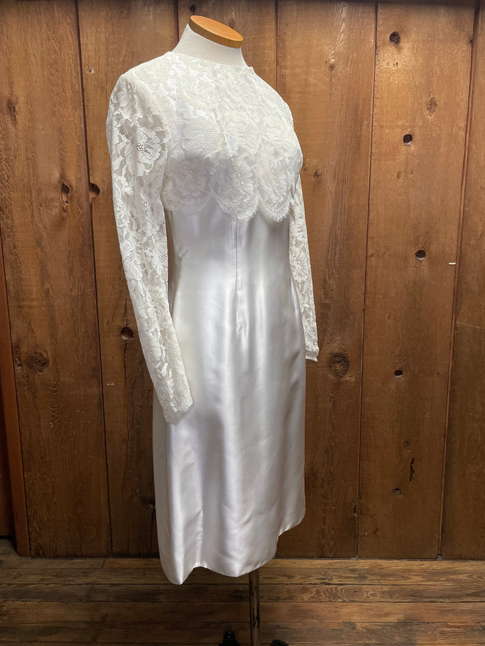 90s Lace & Satin Sheath Tea Length Wedding Dress   W29