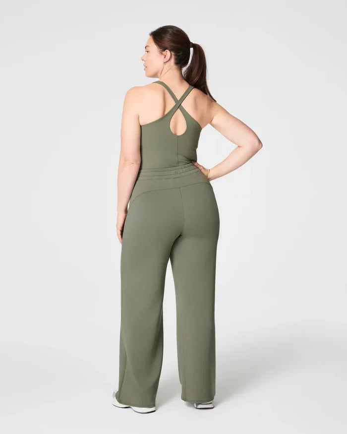 Airessentials Wide Leg Pant