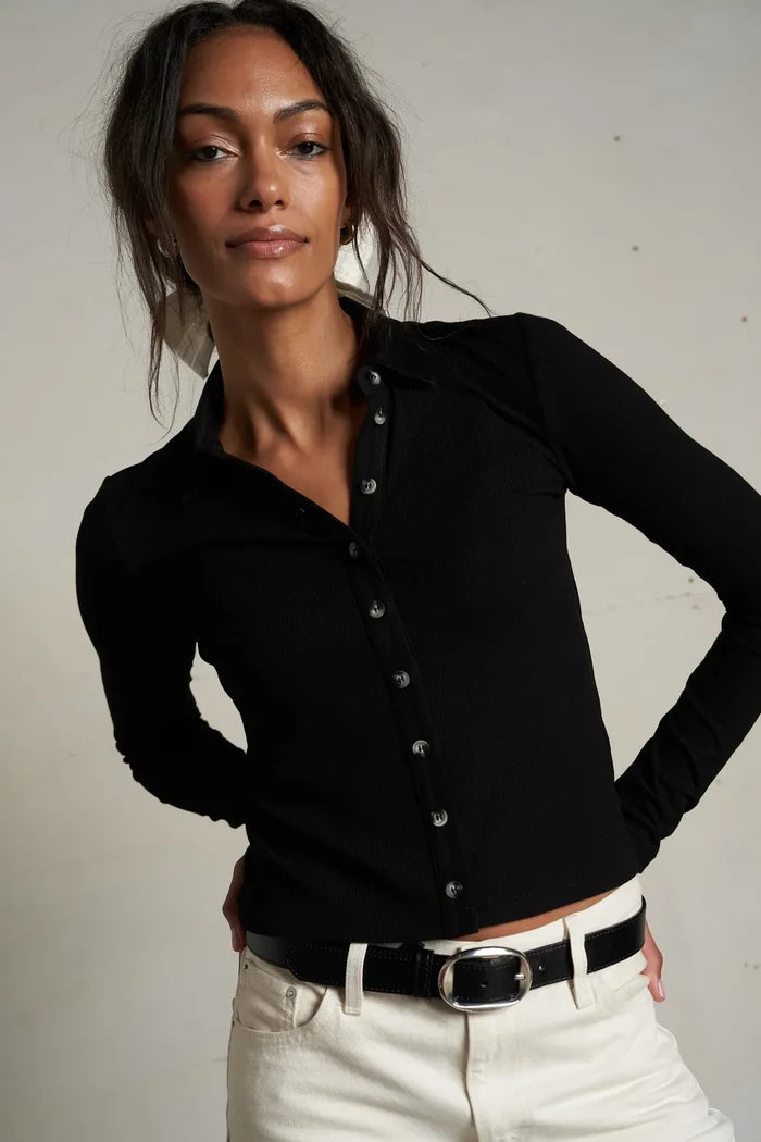 xs / true black