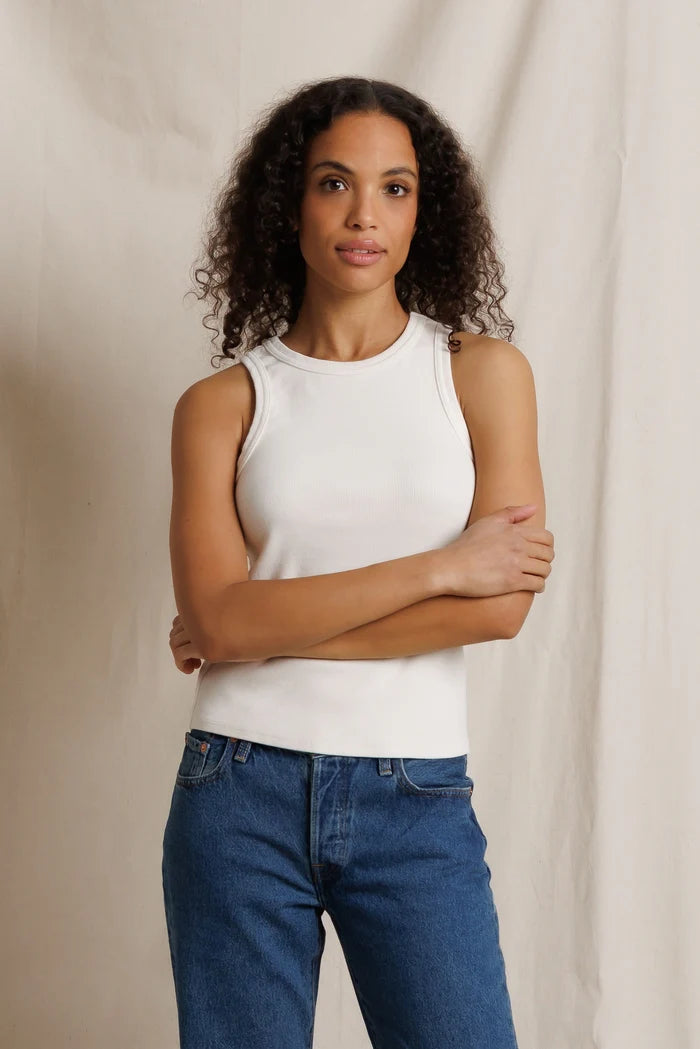 xs / bright ivory