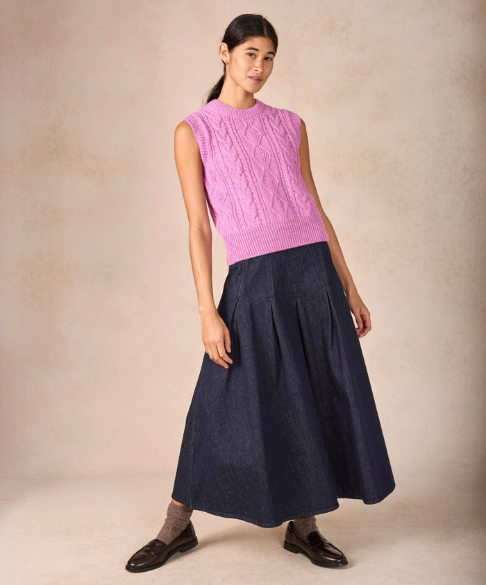 c310_callie_cropped_cable_vest_in_heather_small_88d4b179-a07a-4387-8b6b-9d544ff4876d.jpg
