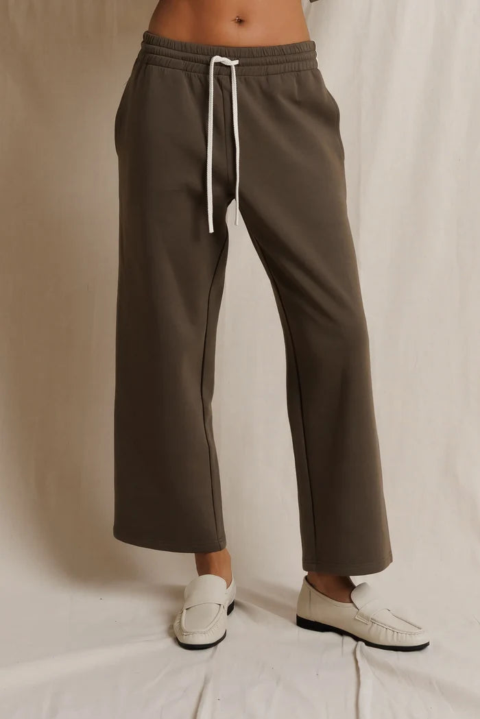 xs / dark olive