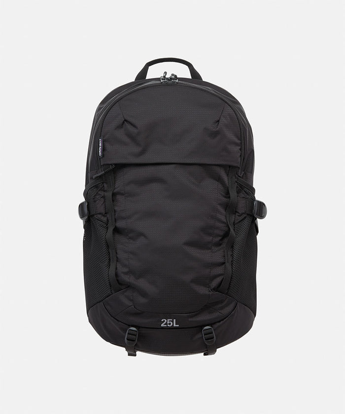 BLACK / F