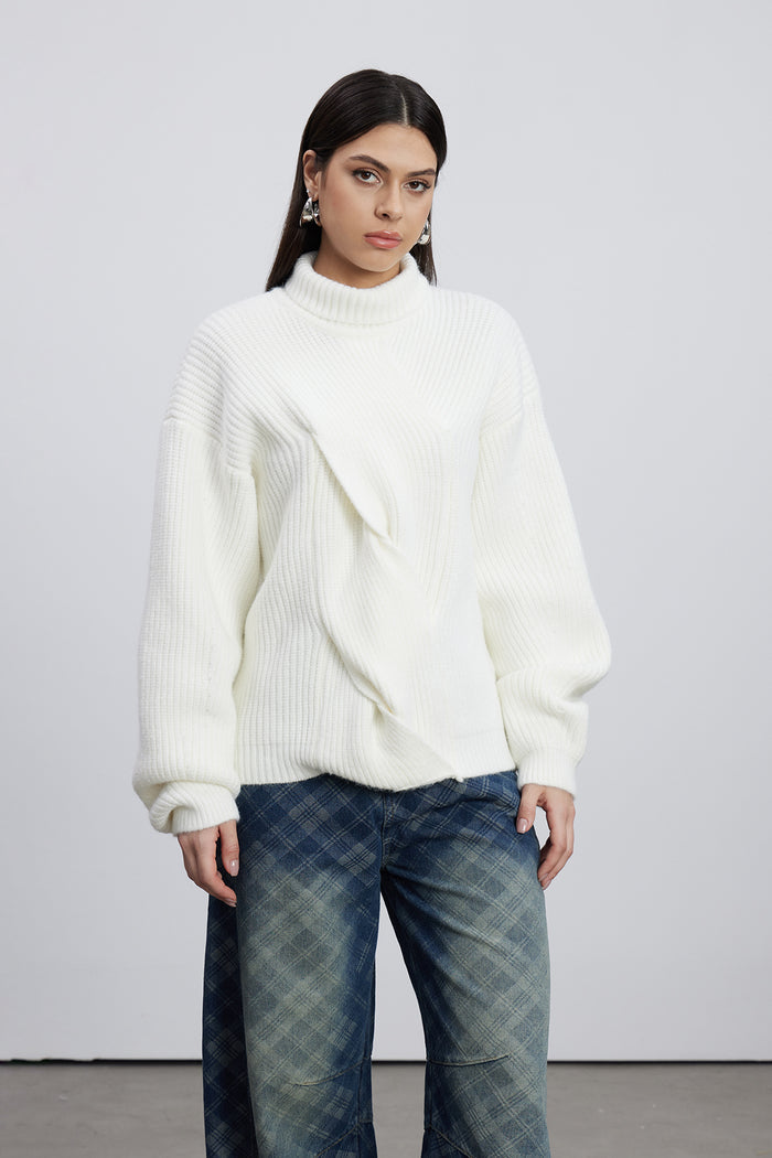 Emel Turtleneck Twist Knit Top In White