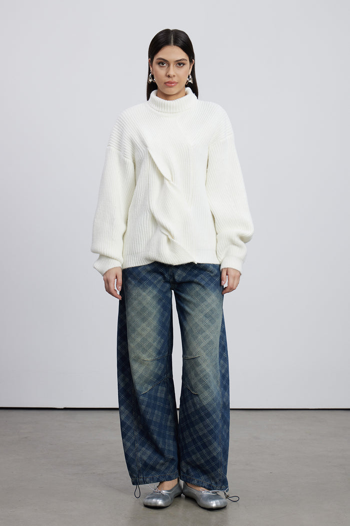 Emel Turtleneck Twist Knit Top In White