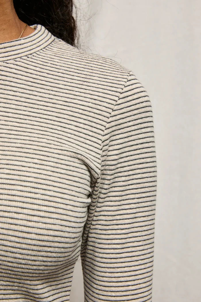 heather_black_stripe