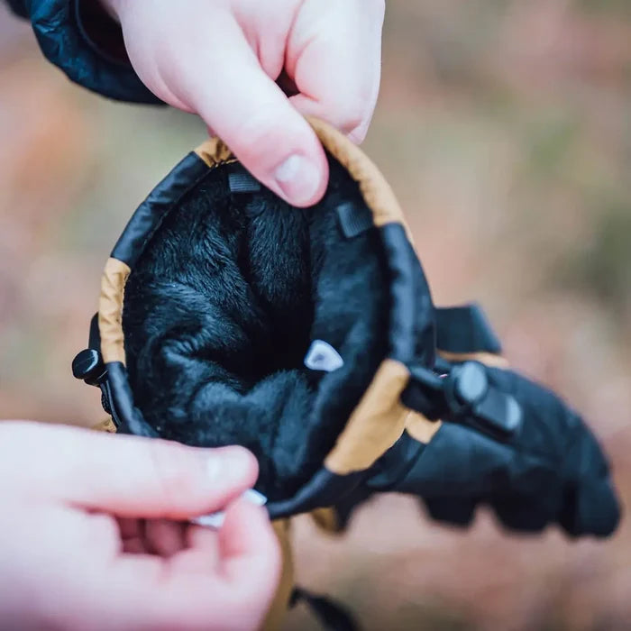 Close-up shot of the insulating inner fabric on an Extremities Capitol Peak waterproof glove
