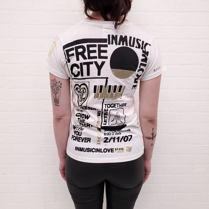 FREE CITY WHITE T-SHIRT - SIZE XS