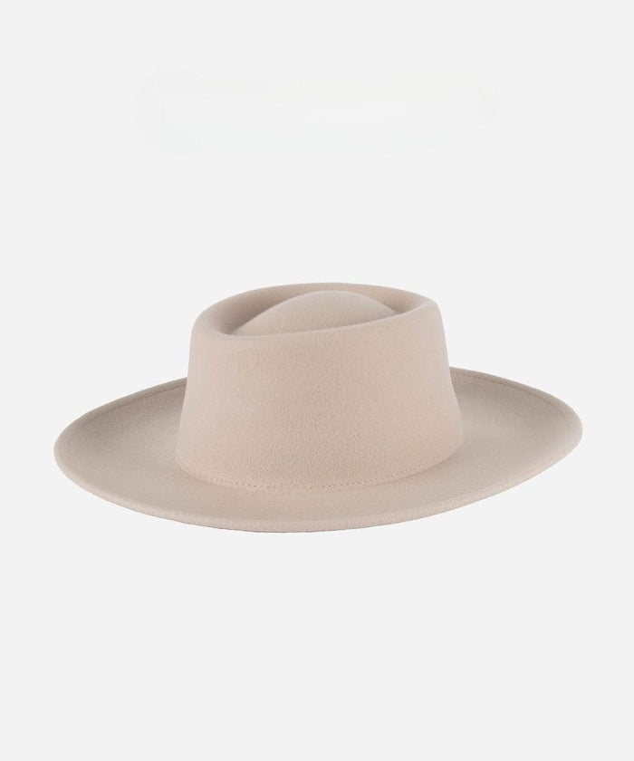 An ivory colored gambler hat on a plain background #color_ivory