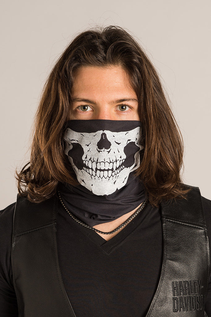 Glow In Dark Skull EZ Tube: Features:

Glow-in-the Dark Ink
Light Weight Cotton Multifunctional Headwear
Defleshed Skull Grap