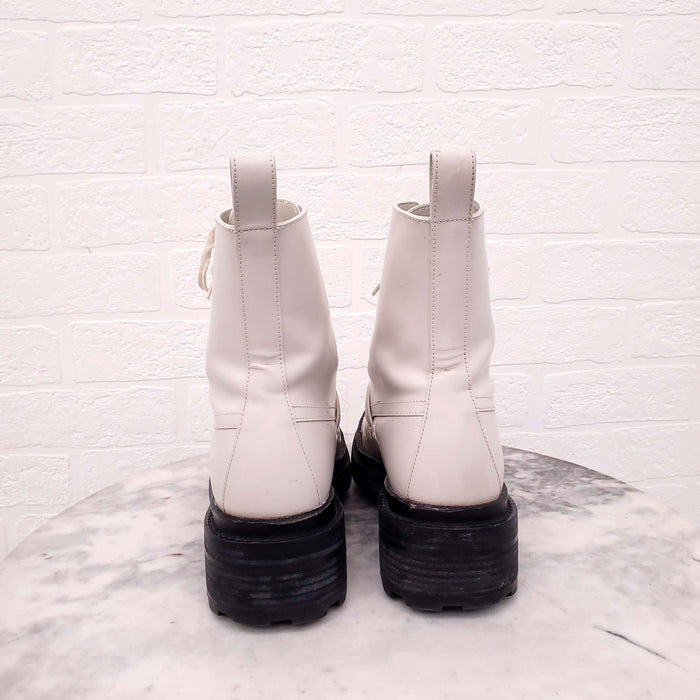 HERMÈS FUNK ANKLE BOOTS WITH SILVER BUCKLE DETAIL - SIZE 37.5