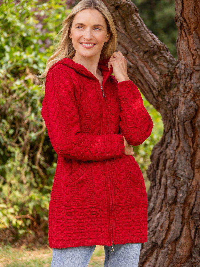 red_hooded_coat_aran_e494d815-f2b4-43a9-a9c6-33f4bc8197fc.jpg