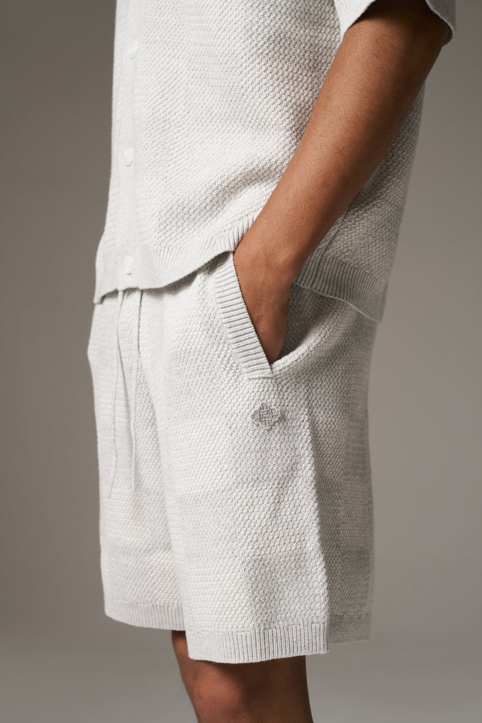 KNITTED CHECKERBOARD SHORTS - GREY