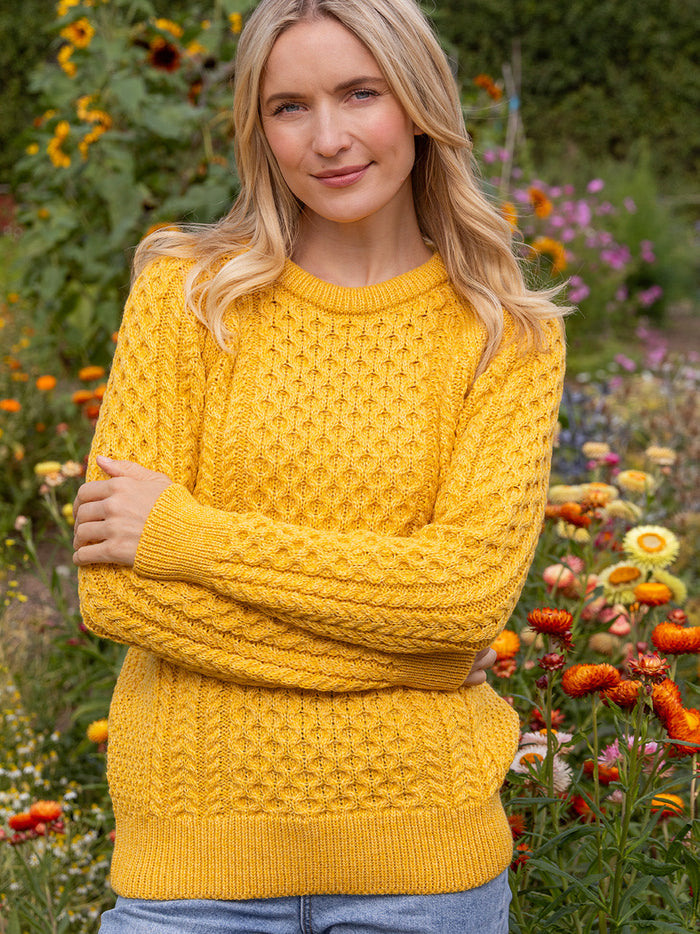 yellow_aran_sweater_ladies_dec9669f-3b53-474e-b3b4-dee693ea5638.jpg