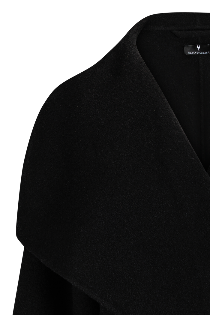 Urban Pioneers Female Luisa Jacket JACKET BLACK
