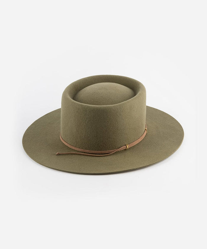 An aloe colored Maise classic flat brim hat with a telescope crown and a brown band on the brim, displayed against a white background. #color_aloe