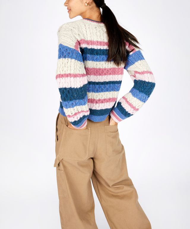 chalk_wool_cashmere_back_of_sweater_03107bbe-0897-403e-9e58-17abfdebbc55.jpg