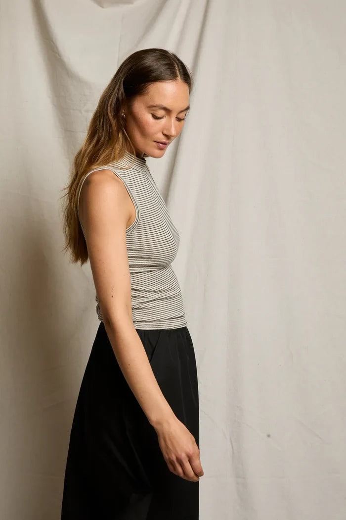 heather black stripe