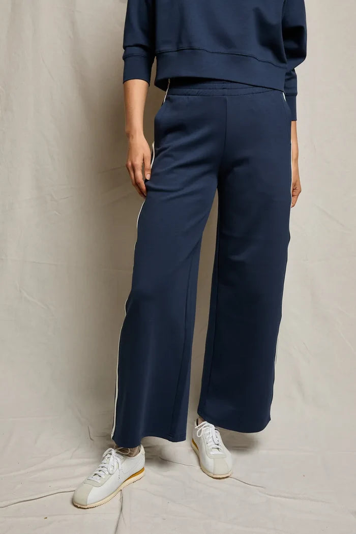xs / navy
