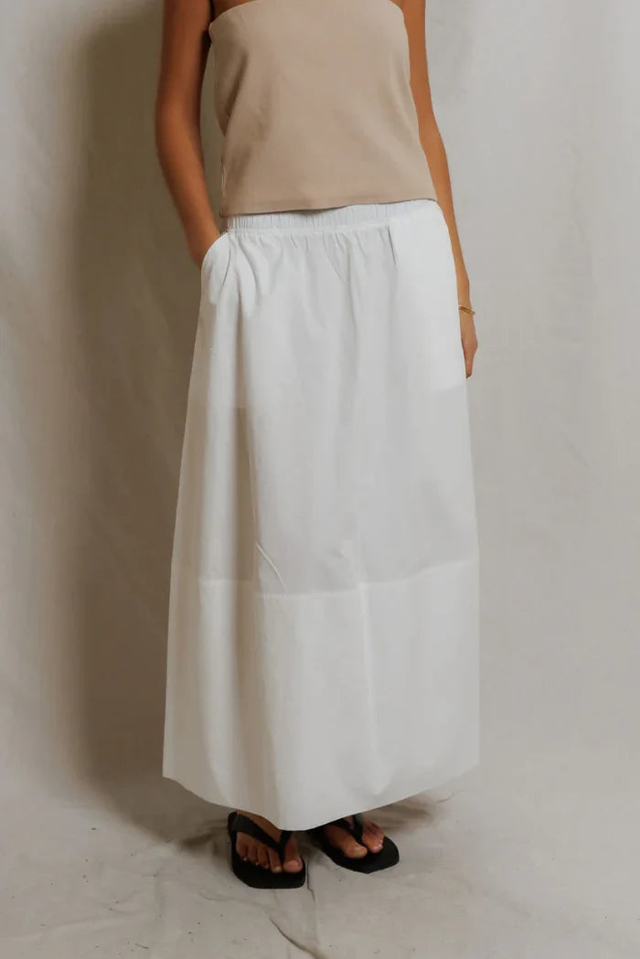 xs / white