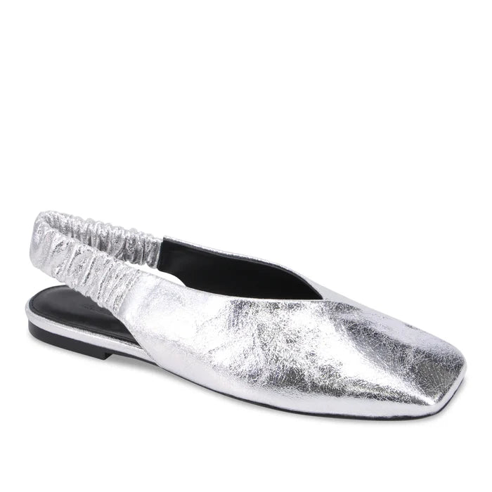 Mollini BREETNY Flat in Slingback Black in Silver Crinkle