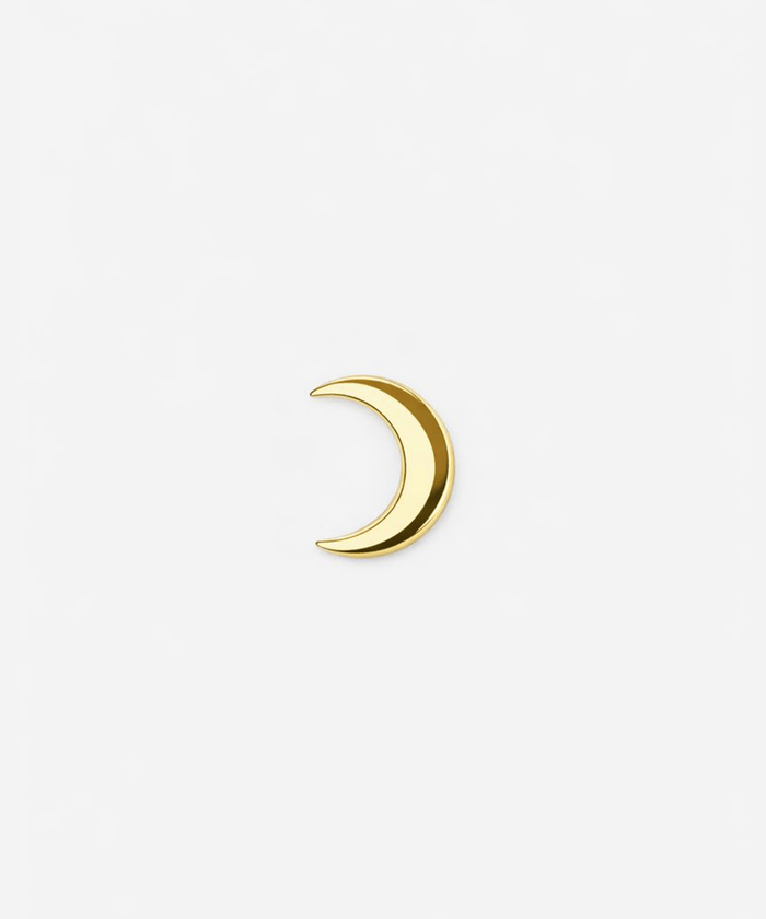Gold moon-shaped hat pin on a white background #color_gold