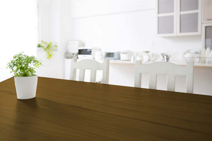 Dark Pecan Wood'n Finish Kit by Retique It on a tabletop with wood grain, showcasing the multi-purpose wood finishing set.