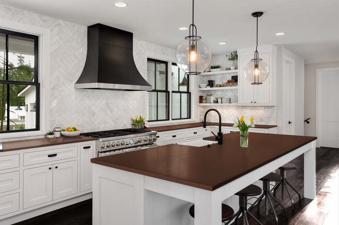 Java-colored Retique It Wood'n Finish Kit for interior wood surfaces, shown on a kitchen countertop in the image.