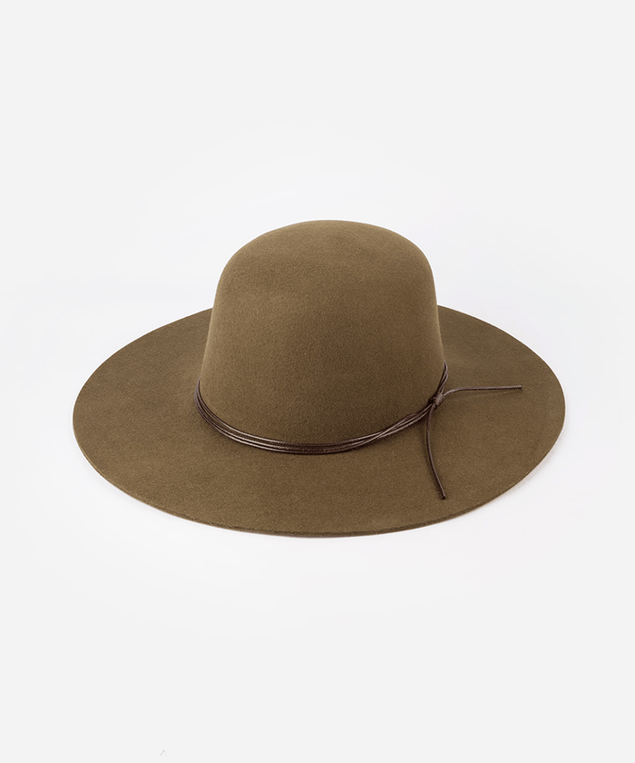 A open crown hat with a structured semi-wide brim and a tonal triple-strand waxed leather band against a plain background #color_olive