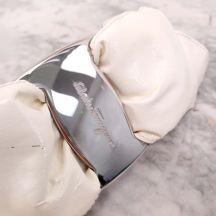 SALVATORE FERRAGAMO WHITE PATENT BOW LOGO BELT - SIZE 85
