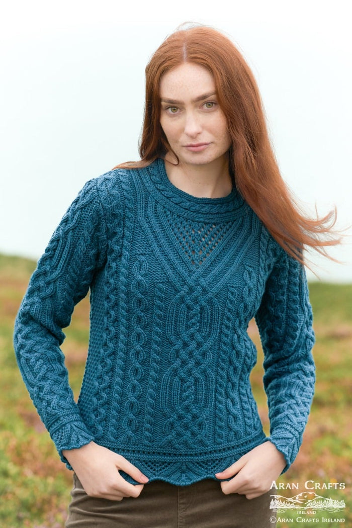 bermuda_sweater_bfe2e224-164d-4d3b-b5b0-529fe0546b08.jpg