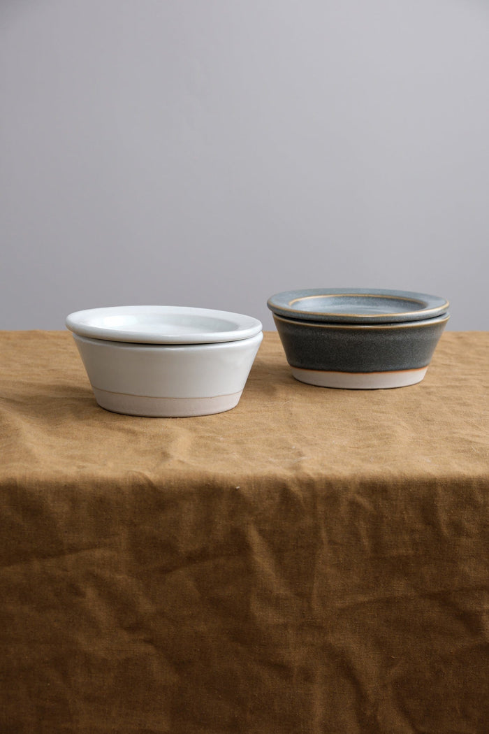 WRF Lab Ceramics Home Kitchen Serving Small Container with Lid White / 5.75" Dia x 2" H