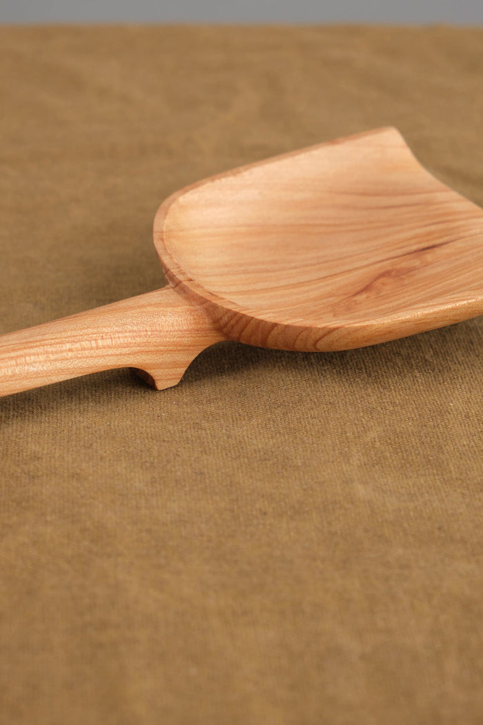 Sunshine Canyon Furniture Company Home Kitchen Utensils Spatuloon Monterey Cypress / 12.5"