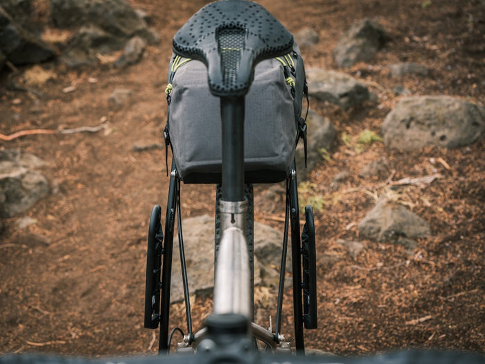 Support de fixation bikepacking Old Man Mountain – FLiP Cages