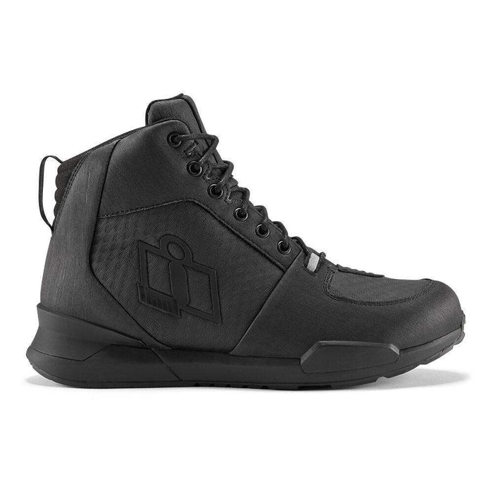 Tarmac Waterproof Boots: Description
Take on the elements while riding in lightweight comfort with the Tarmac™ Waterproof rid