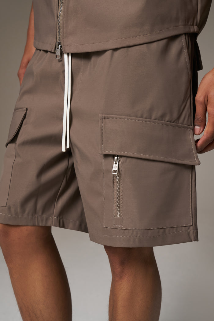 TECHNICAL HEAVYWEIGHT UTILITY SHORTS - COFFEE