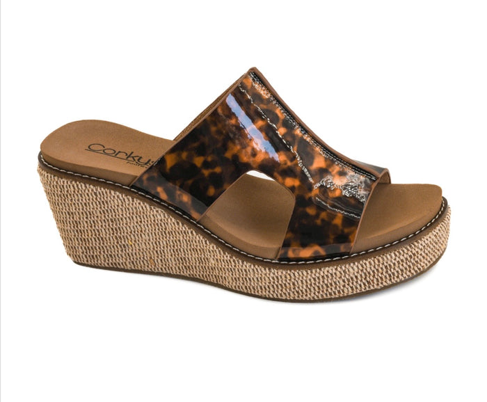 Women's tortoise shell wedge sandals — summer heels for any occasion | All Put Together