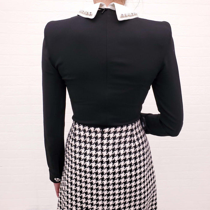 VERSACE BLACK BODYSUIT WITH WHITE RHINESTONE AND PEARL COLLAR - SIZE 38