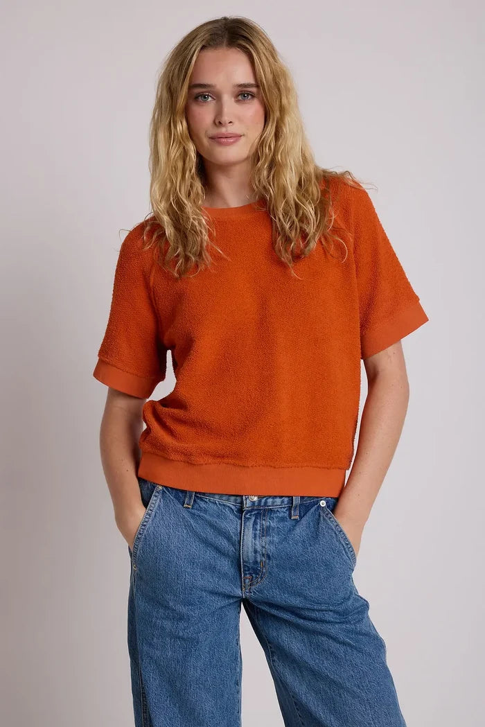 xs / burnt orange